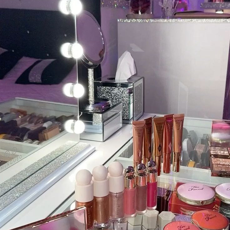 maquillage et lentilles de couleur