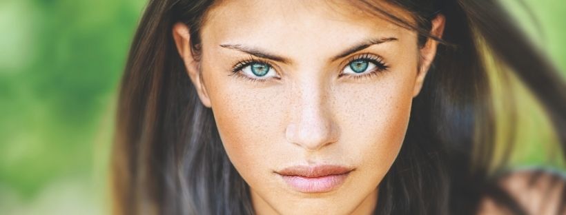 lentilles pour les yeux marron