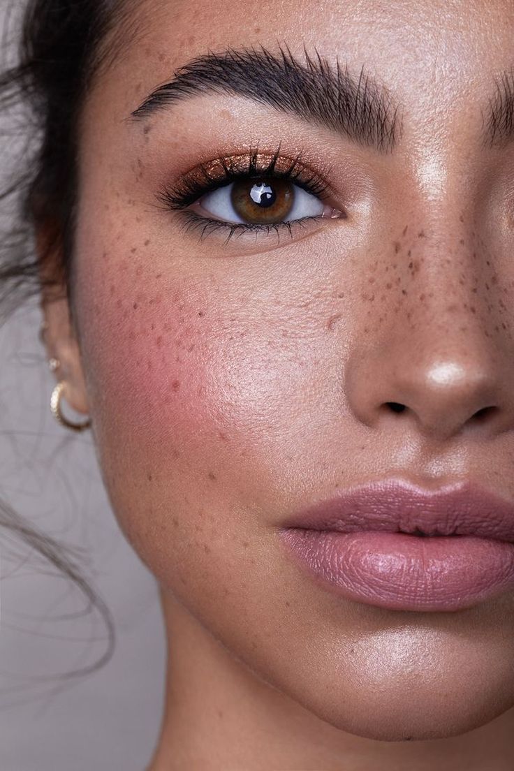 fausses taches de rousseur maquillage